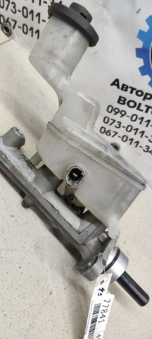 Циліндр головний гальма (Гідротормоз) 4720142230 TOYOTA