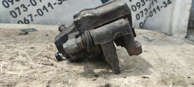 Супорт гальмівний задній правий 4783006120 TOYOTA