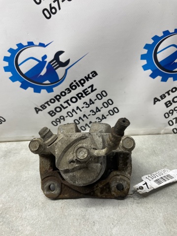 Супорт гальмівний задній правий 4783042060 TOYOTA