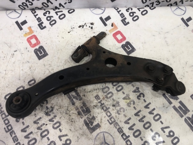Поперечний важіль 4806948030 TOYOTA