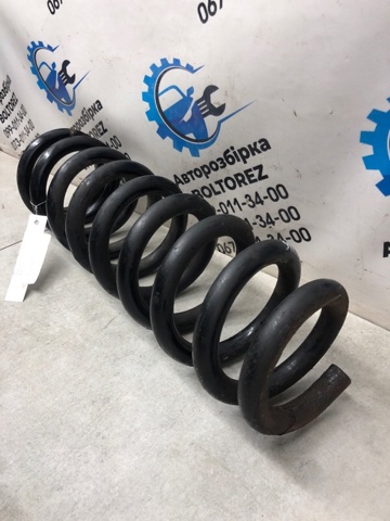 Пружина передня, права 4813160D60 TOYOTA