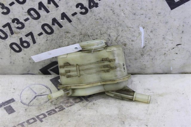 Бачок гідропідсилювача 49180JN00A NISSAN