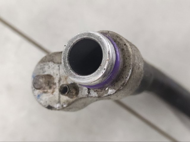 Шланг кондиціонера, від компресора до радіатора 4G0260701L VAG