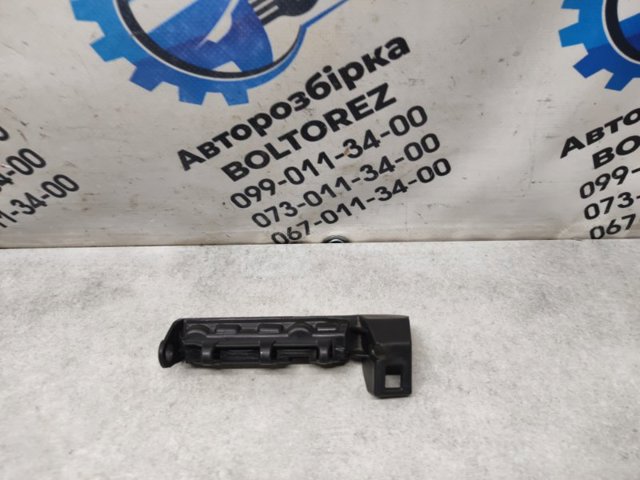 Напрямна заднього бампера, права 4G5807890A VAG