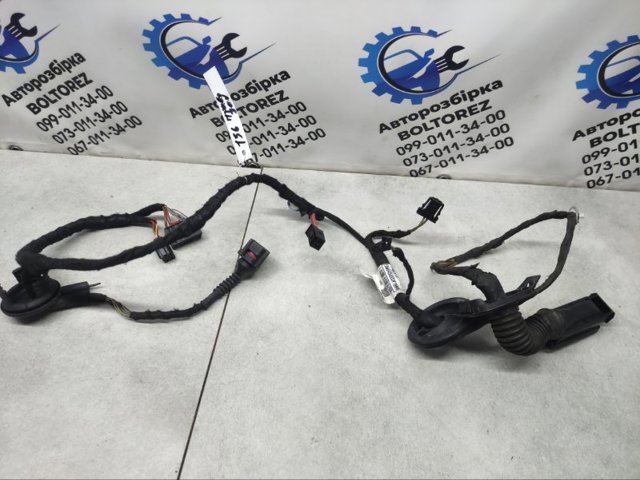 Електропроводка задніх дверей 4G5971687BH VAG
