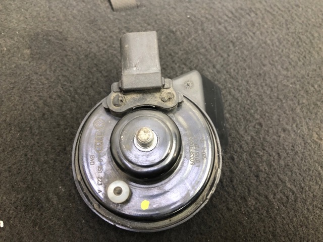 Звуковий сигнал 4L0951223A VAG