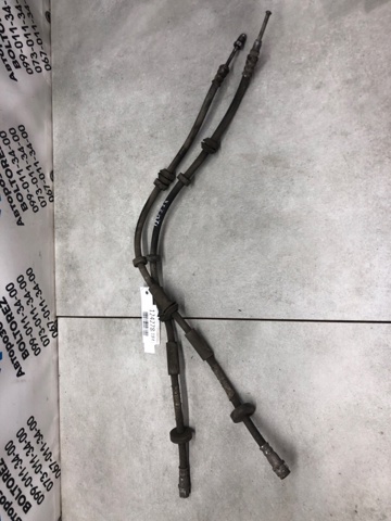 Гнучка гальмівна трубка передня 4M0611707E VAG