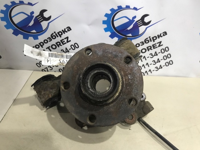 Цапфа права 4Z7505436B VAG