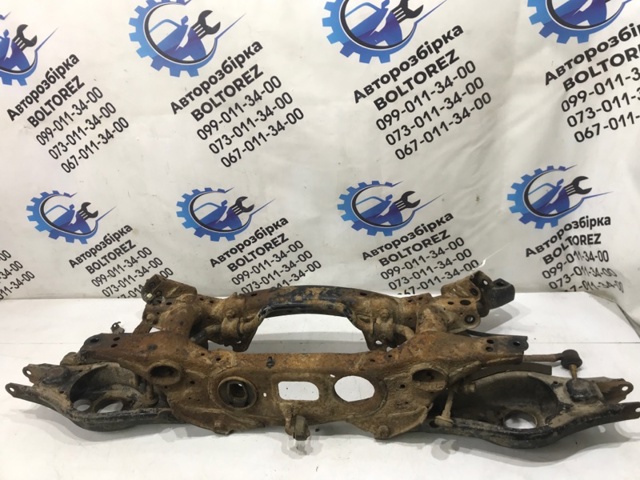 Балка задньої підвіски, підрамник Toyota RAV4 3