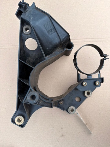 Кронштейн компресора кондиціонера 51718250435 BMW