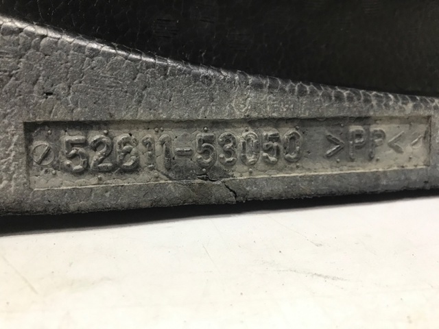 Наповнювач бампера переднього 5261153050 TOYOTA