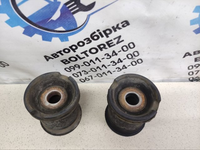 Сайлентблок балки моста 554562E500 HYUNDAI