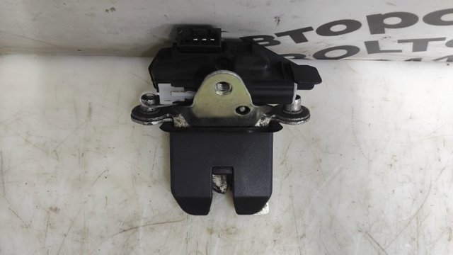 Замок, ручка і привід (багажника) 5J0827501B VAG