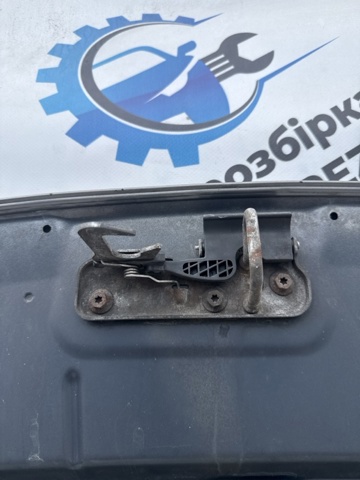 Капот 5N0823031D VAG