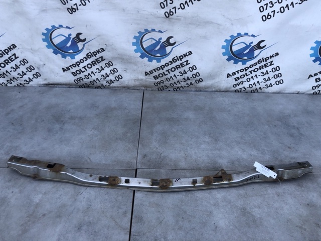 Балка бампера переднього 622408H700 NISSAN