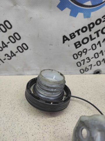 Люк б/бака 6432065J12 SUZUKI