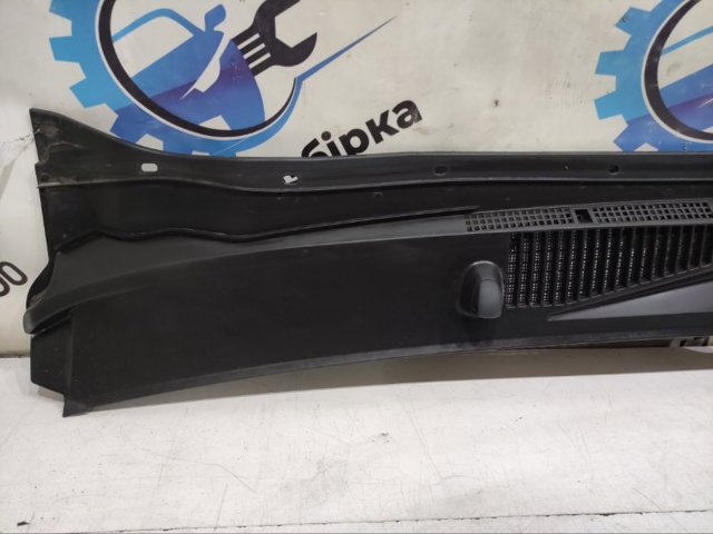 Водостік лобового скла, жабо 66862EB300 NISSAN