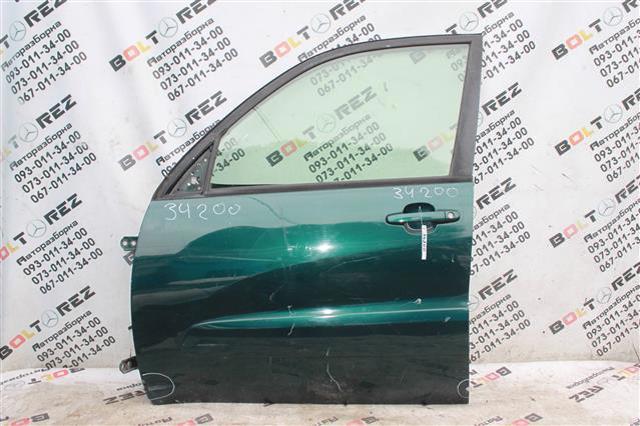 Водійські двері 6700242090 TOYOTA