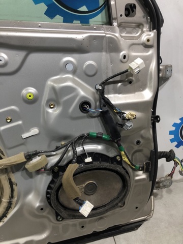 Дверь передня ліва 6700260620 TOYOTA