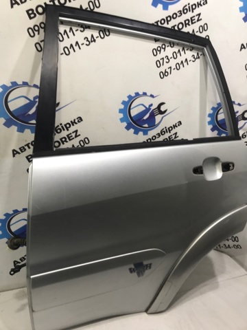 Двері задні, ліві 6700442040 TOYOTA