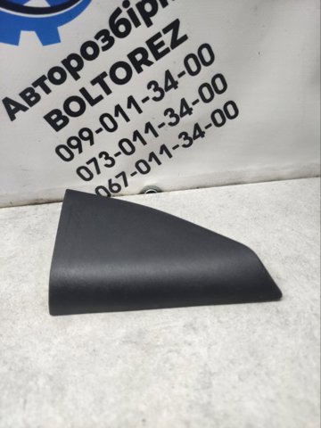 Оббивка передніх дверей 6749142050 TOYOTA