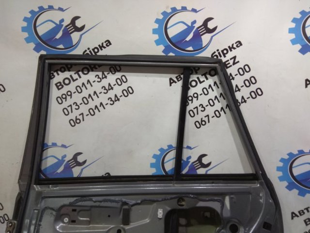 Двері пасажирські задні праві 6800365832 SUZUKI