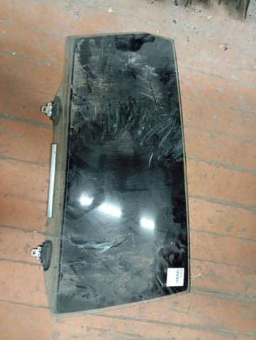 Вікно задніх дверей 681030F010 TOYOTA
