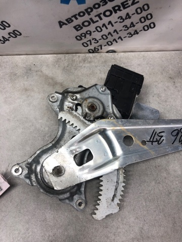 Механізм склопідйомника двері задньої, правої 6980306190 TOYOTA
