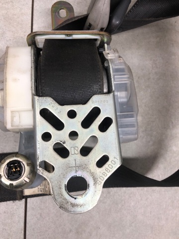 Ремінь безпеки передній лівий 7322042222C1 TOYOTA