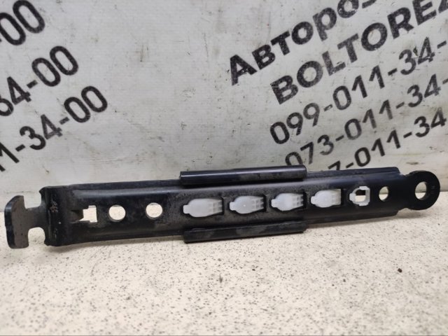 Ремінь безпеки передній лівий 7322048060C0 TOYOTA
