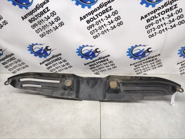 Накладка верхня передній панелі / супорта радіатора 7450A172 MITSUBISHI
