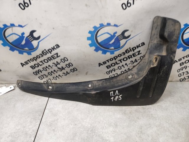 Бризковики передній, лівий 7662242070 TOYOTA