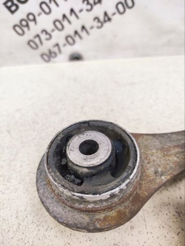 Опора двигуна задня 7700800522 RENAULT