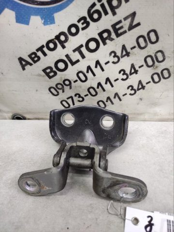 Петля заднтої двері, правої 793402B000 HYUNDAI