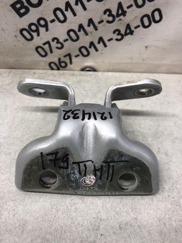 Петля задніх дверей, правих 79420D8000 HYUNDAI