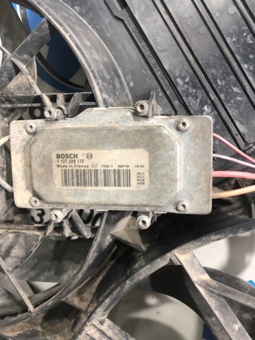 Дифузор (кожух) радіатора охолодження 7L0121207D VAG