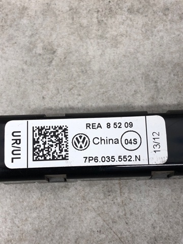 Підсилювач сигналу антени 7P6035552N VAG