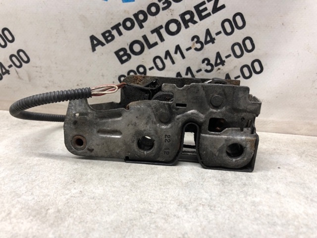 Замок капота 7P6823509C VAG