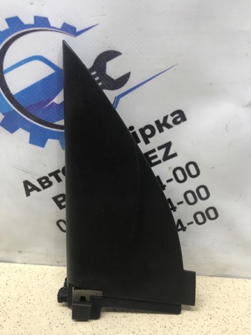Внутрішня накладка кріплення дзеркала лівого 80293JG000 NISSAN