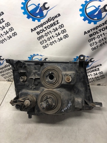 Фара дальнього світла в зборі 8105960041 TOYOTA
