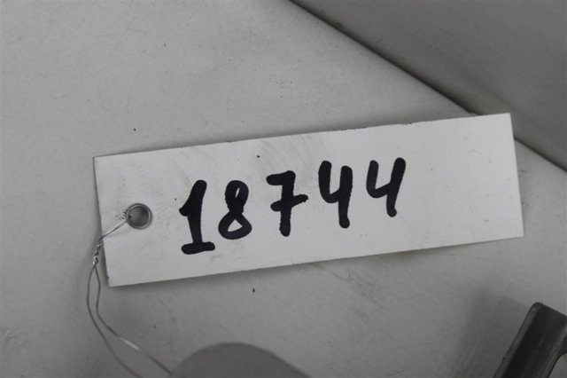 Замок двері правої передньої 813203S030 HYUNDAI