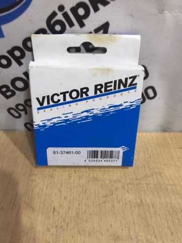 Сальник колінвала передній 813746100 VICTOR REINZ