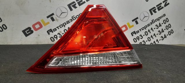 Задня ліва внутрішня фара 8159006410 TOYOTA