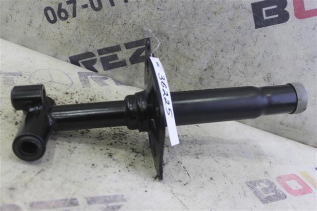 Кронштейн підсилювача переднього бампера 8159360 BMW