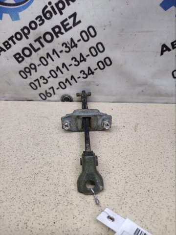 Обмежувач відкриття дверей, задній 8183065J01 SUZUKI