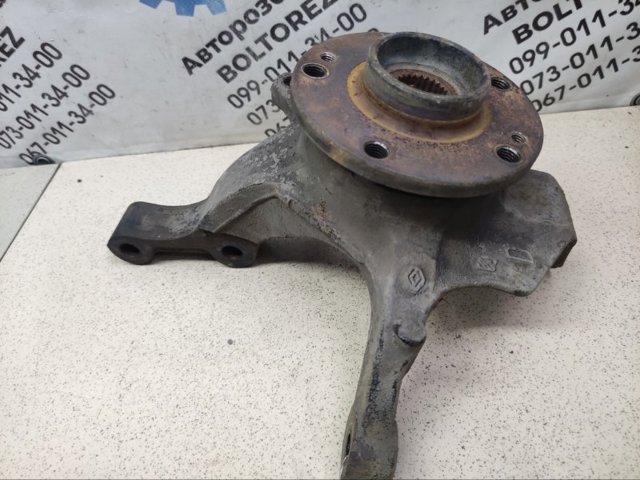 Цапфа поворотного кулака 8200322078 RENAULT