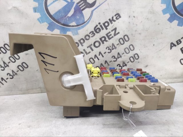 Блок запобіжників задній, салонний 82201FG010 SUBARU