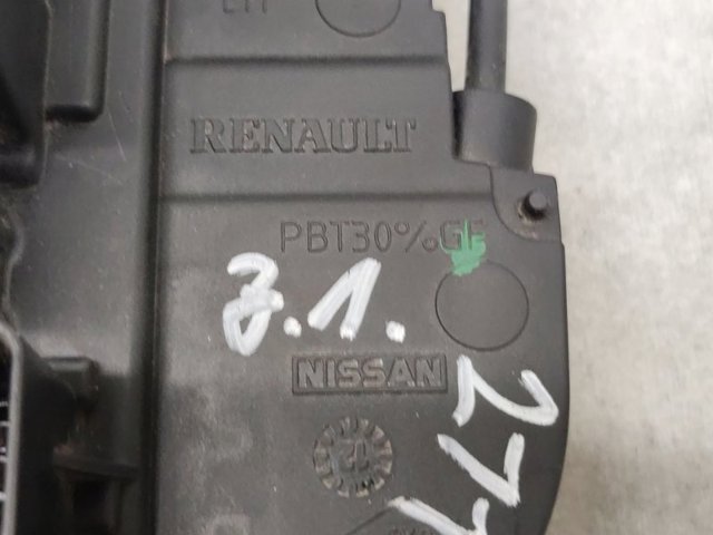 Замок задньої двері, лівої 825030574R RENAULT