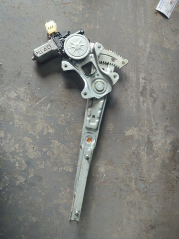 Моторчик склопідйомника двері задніх, лівих 827311BA0A NISSAN