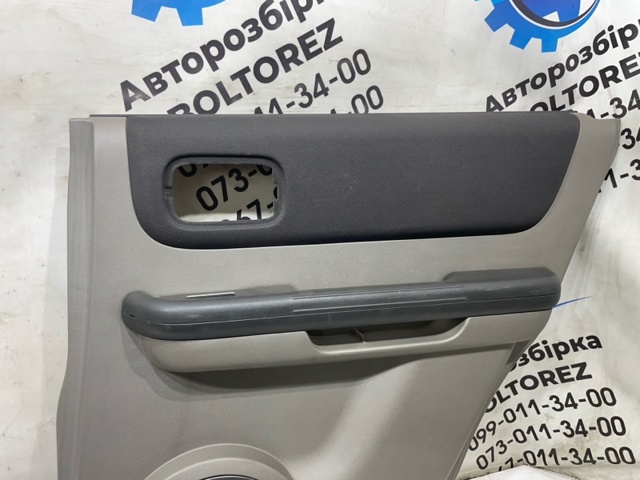 Карта дверей правих задніх 829008H801 NISSAN